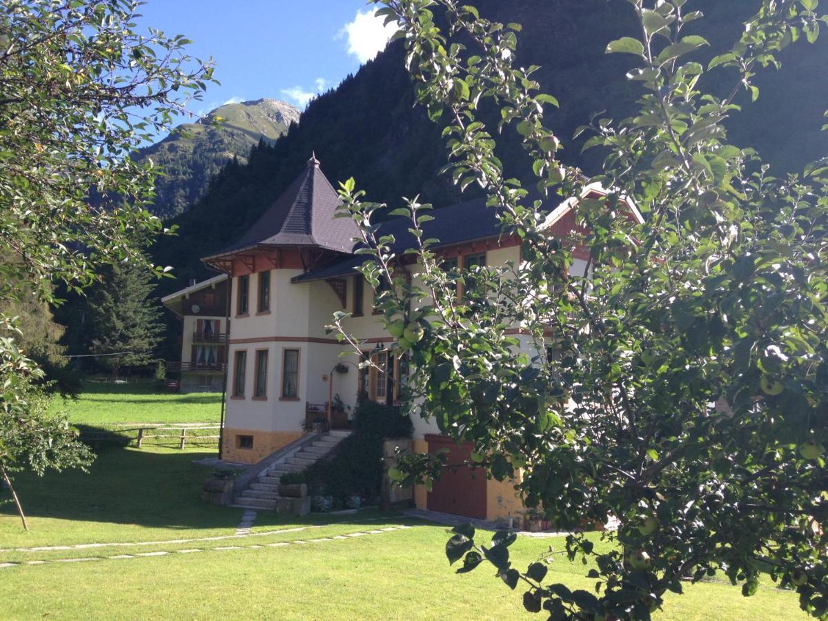 알라냐발세시아 L'Aria Di Casa B&B 외부 사진
