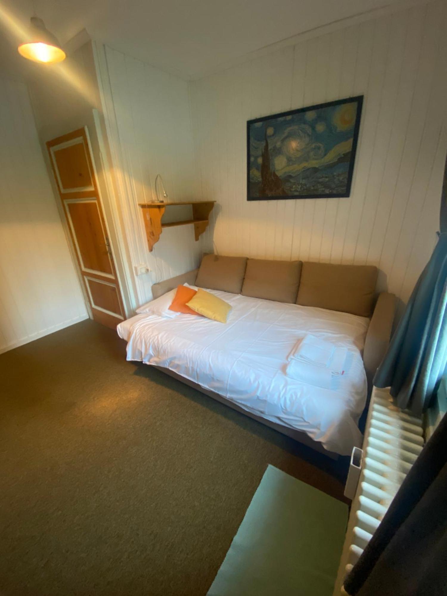 알라냐발세시아 L'Aria Di Casa B&B 외부 사진