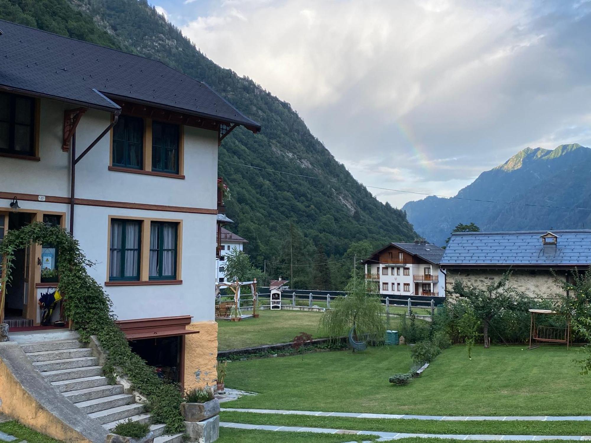 알라냐발세시아 L'Aria Di Casa B&B 외부 사진