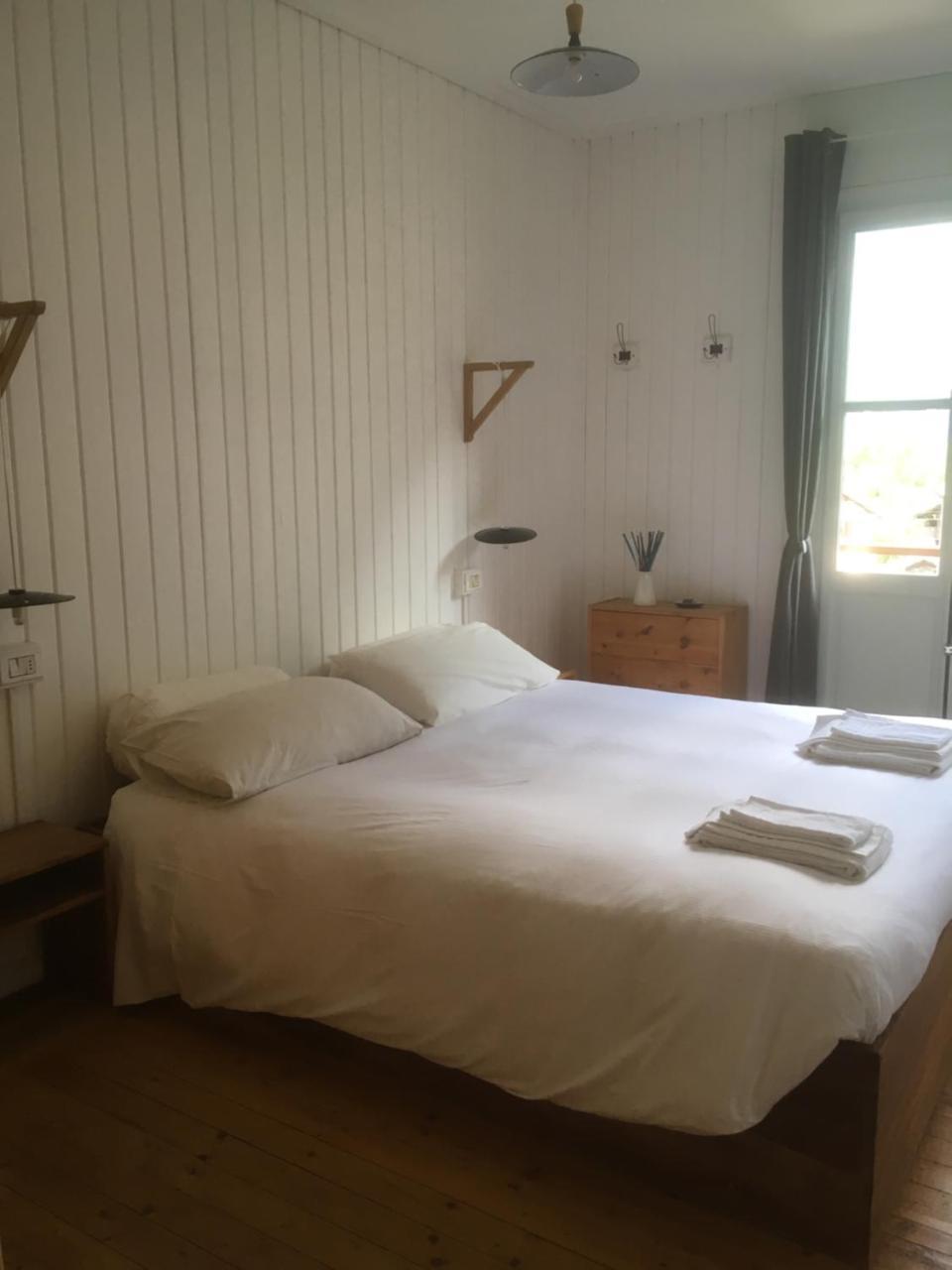 알라냐발세시아 L'Aria Di Casa B&B 외부 사진