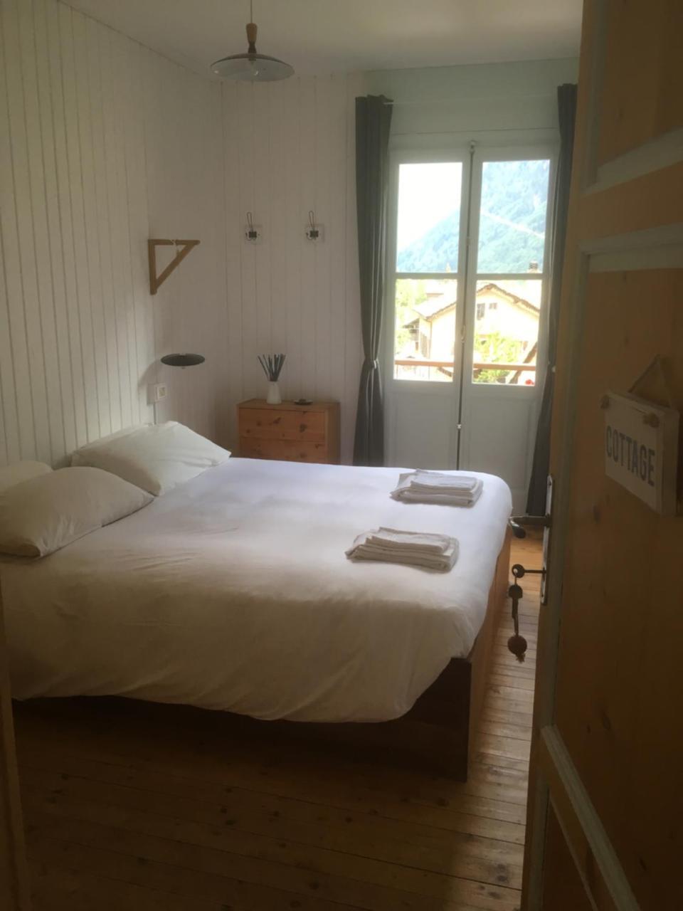 알라냐발세시아 L'Aria Di Casa B&B 외부 사진